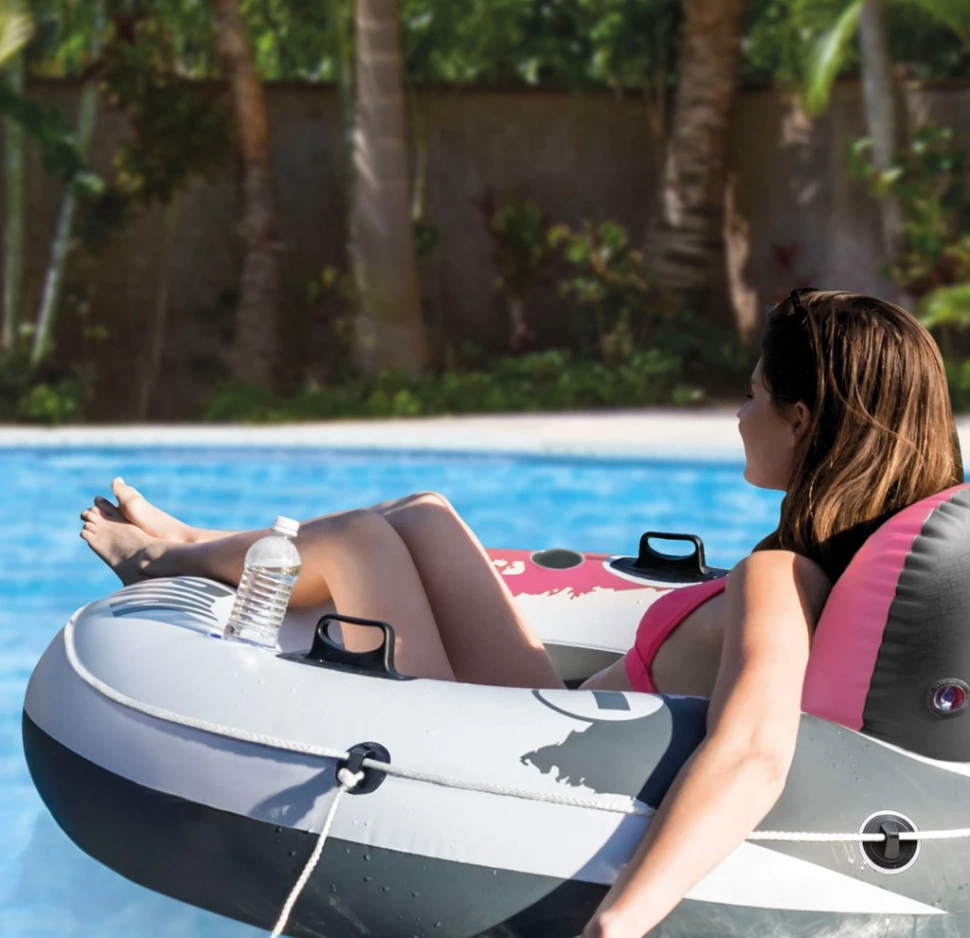 Надувной круг-кресло Intex 56824 River Run (135x135 см)