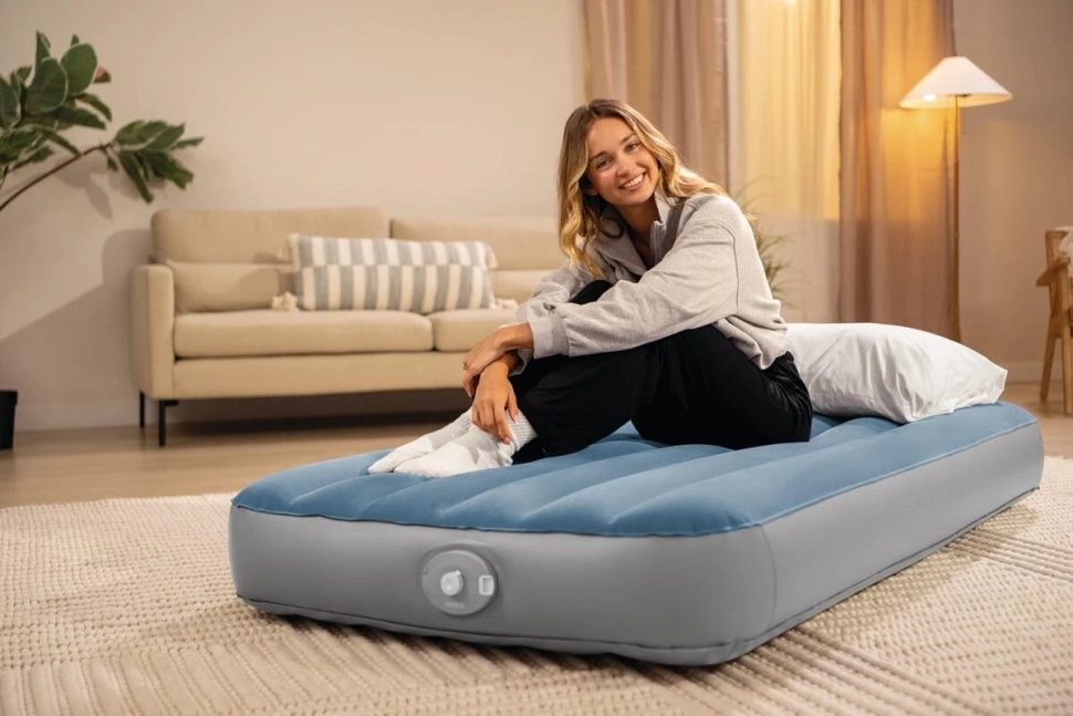 Надувной матрас Intex 64187 одноместный (191x99x25 см) со съемным аккумуляторным электронасосом