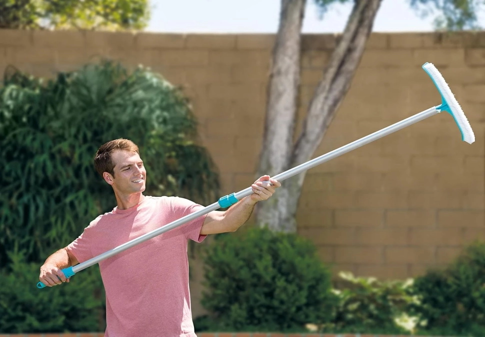 Набор насадок для чистки бассейна Intex 29057 (вакуумная насадка-пылесос, сачок, выгнутая щетка)