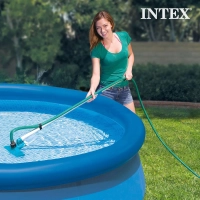 Набор для чистки бассейна Intex 28002 (насадка-пылесос, сачок, телескопическая ручка)